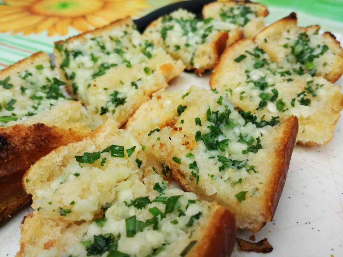 Garlic bread