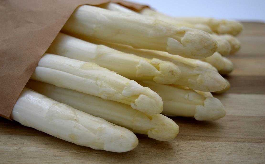 Asperges sauce mousseline