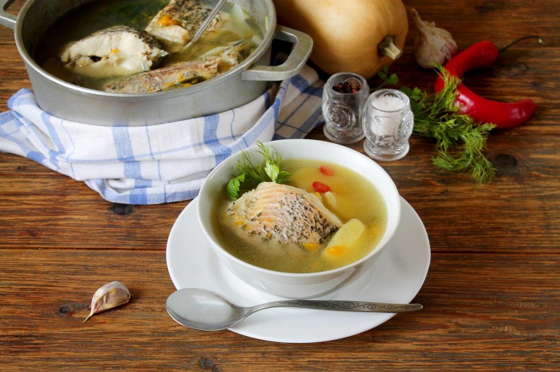 Soupe de poisson tunisienne et ses aromates